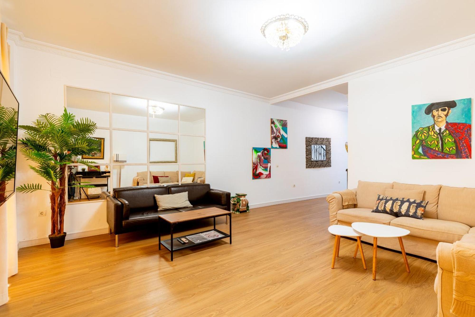 House Sevillana Parking Екстер'єр фото