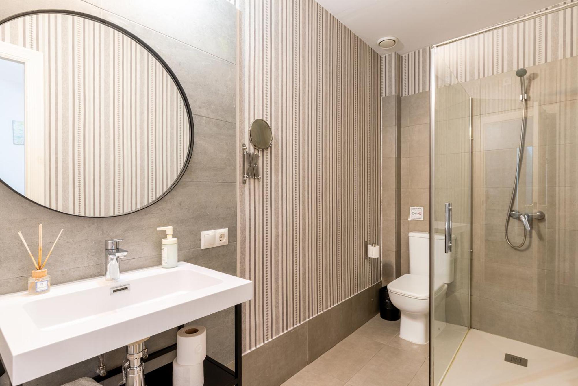 House Sevillana Parking Екстер'єр фото
